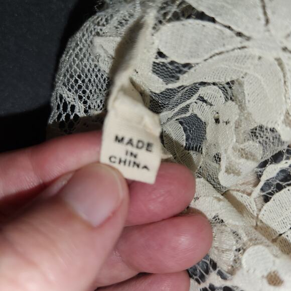 POL Knit Romper Womens S Beige Lace Stretch Pockets Boho Neutral Comfy Beachy - Picture 5 of 12